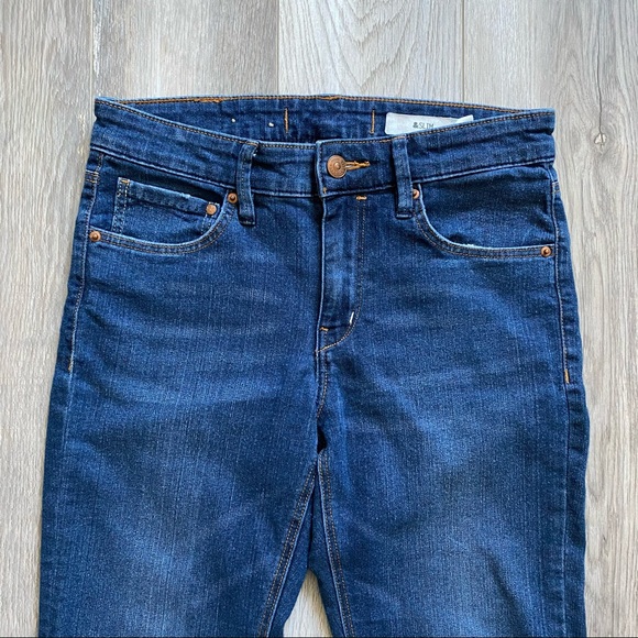 H&M Blue Jeans Medium Wash Denim 26x30 - Picture 9 of 9